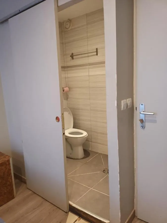 Hotel Azur Paris
